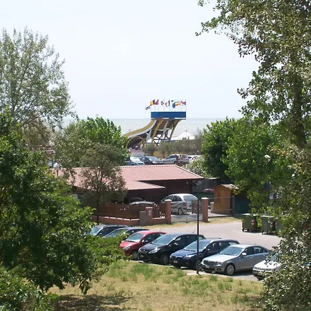 Fewo-am-adriastrand Via 19 بيت للعطل *