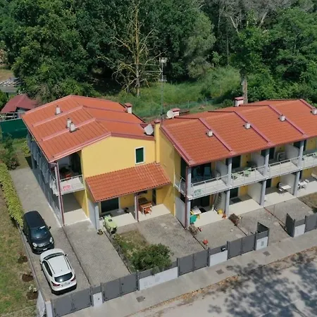 Villa Mit Ladestation Fuer Elektrofahrzeuge In Via Spiaggia 19 Lido Di Volano Tatil Evi *