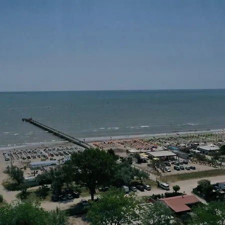 Mit Ladestation Fuer Elektrofahrzeuge In Via 19 Prázdninový dům Lido di Volano