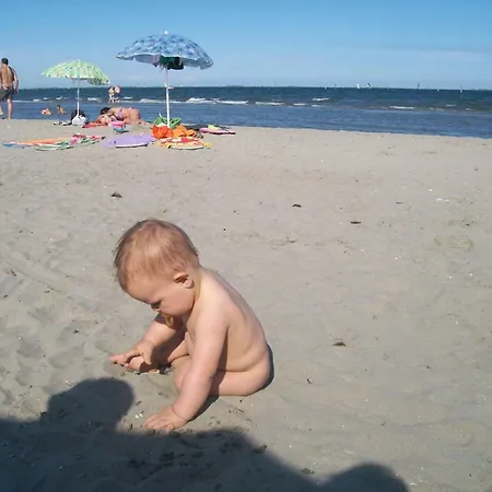 بيت للعطل Fewo-am-adriastrand Via 19 ليدو دي فولانو