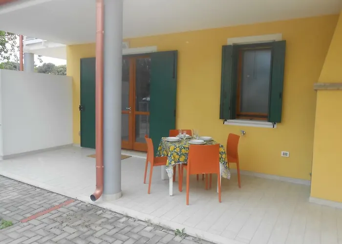 Villa Mit Ladestation Fuer Elektrofahrzeuge In Via Spiaggia 19 Lido Di Volano リド・ディ・ヴォラーノ