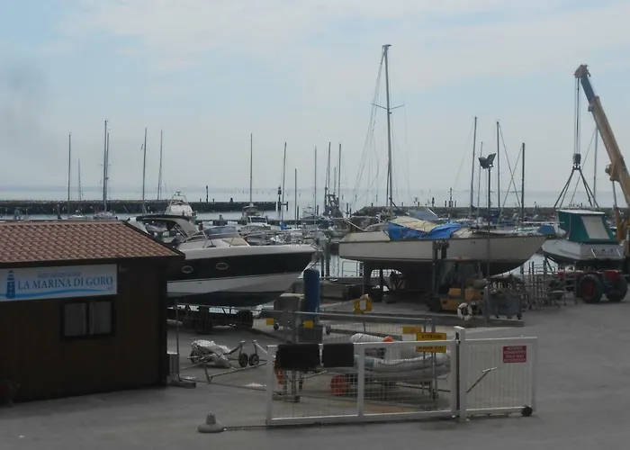 Villa Mit Ladestation Fuer Elektrofahrzeuge In Via Spiaggia 19 Lido Di Volano リド・ディ・ヴォラーノ